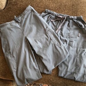 Butter-soft stretch scrub pants. Medium Tall